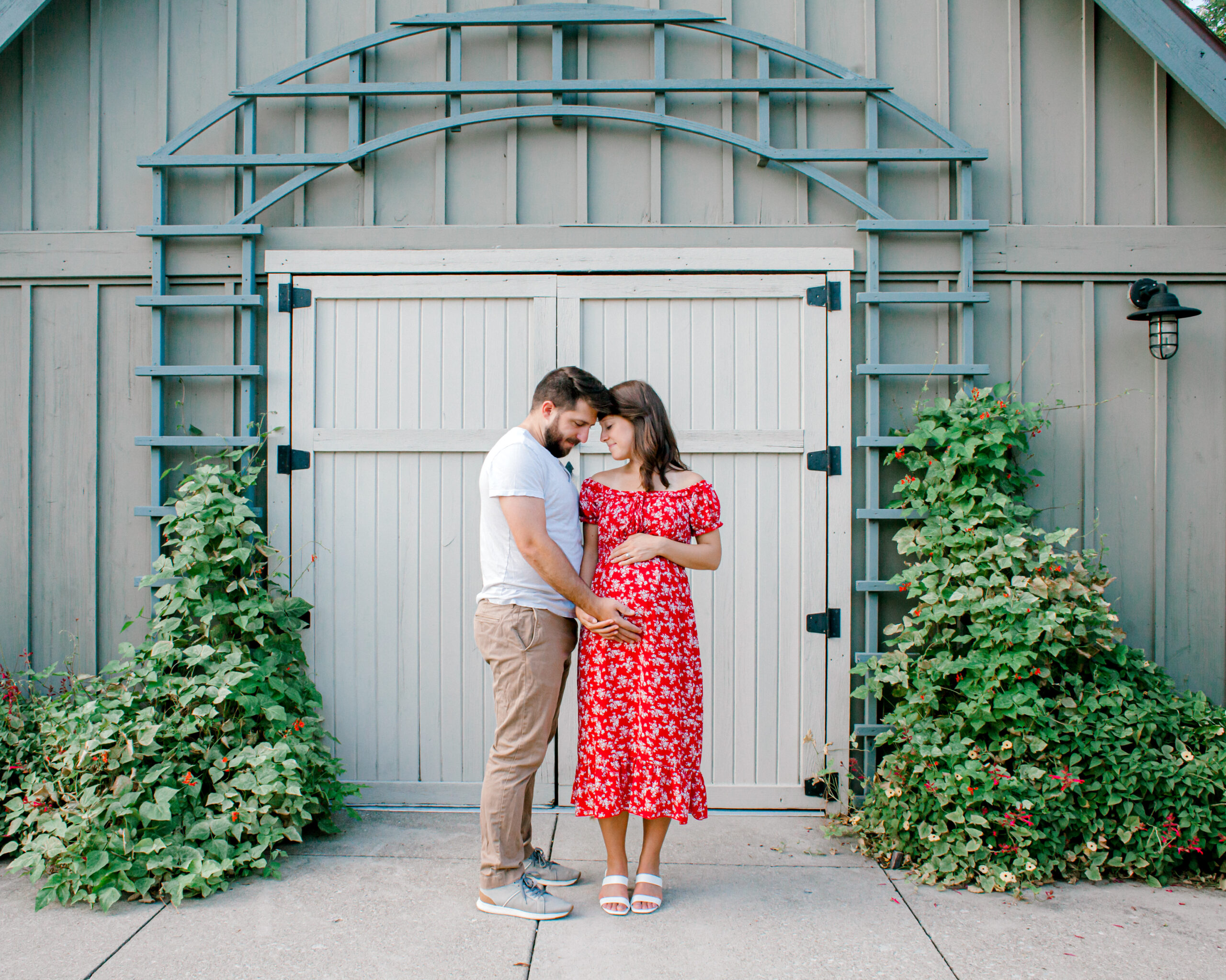 Franklin Park Conservatory and Botanical Gardens Maternity Session Columbus Ohio